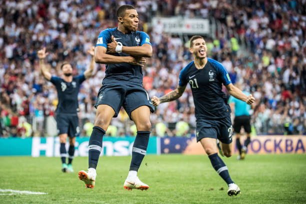 得英锦赛冠 得英锦赛冠