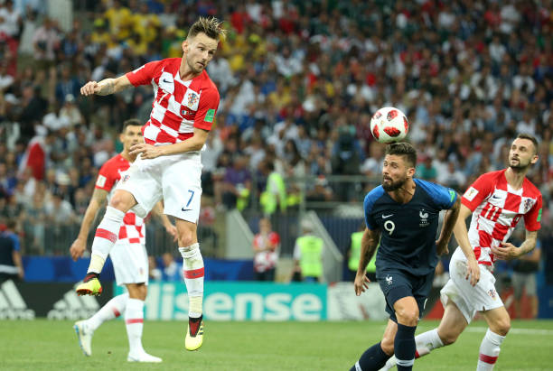 尽管拜仁以 尽管拜仁以